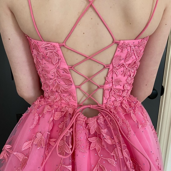 Prom Dress - Picture 3 of 5